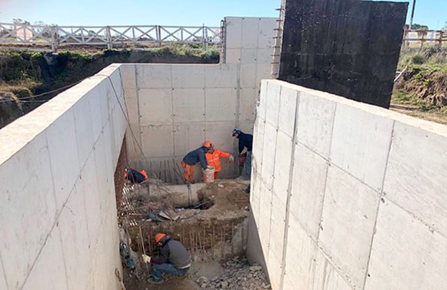 Acueducto Oeste: exitoso primer enlace de cañerías previo a su empalme con el Sistema Norte