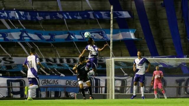 En su regreso al ruedo, Alvarado empató sin goles en el Minella