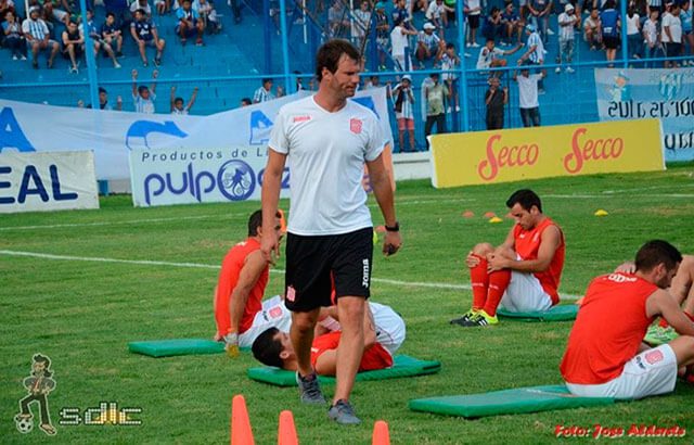 El Profe Ariel Carli, en el lado Bielsa de la vida