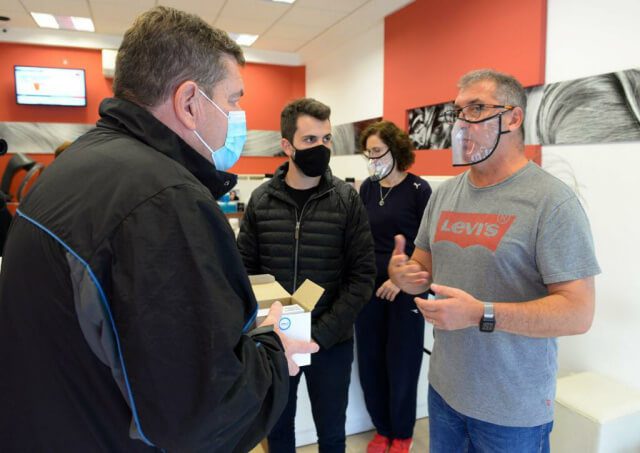 El Municipio entregó botones de alarma a comerciantes