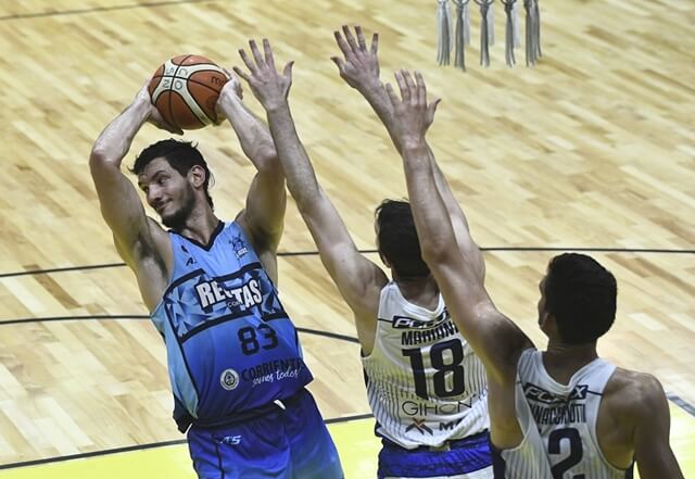 Peñarol perdió 81 a 77 frente a Regatas