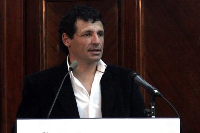 Juan Curuchet: “Que Inés Arrondo no haga política con el deporte y se dedique a gestionar y a cuidar a los atletas”