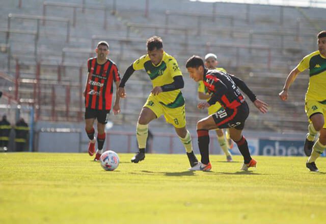 Aldosivi jugó un mal partido y perdió claramente ante Patronato