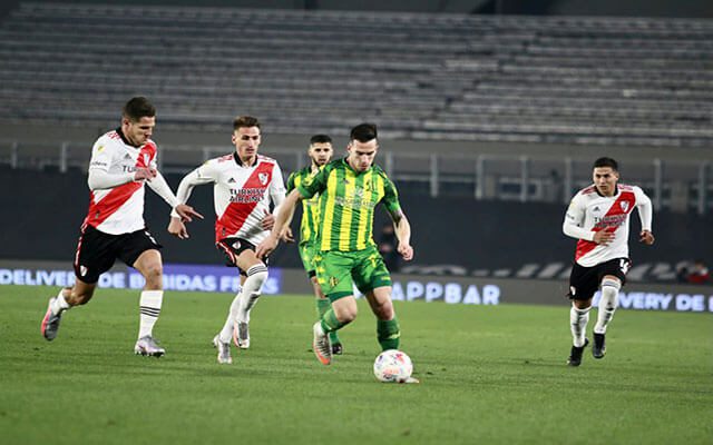 River aprovechó las limitaciones de Aldosivi y ganó sin problemas