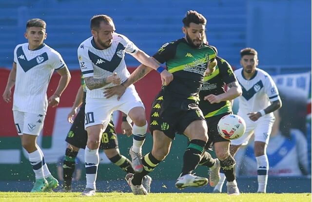 Aldosivi perdió con Vélez y sumó su quinta derrota consecutiva