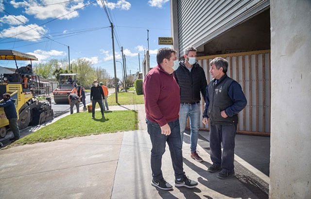 El Municipio avanza con obras de asfalto en Florencio Sánchez