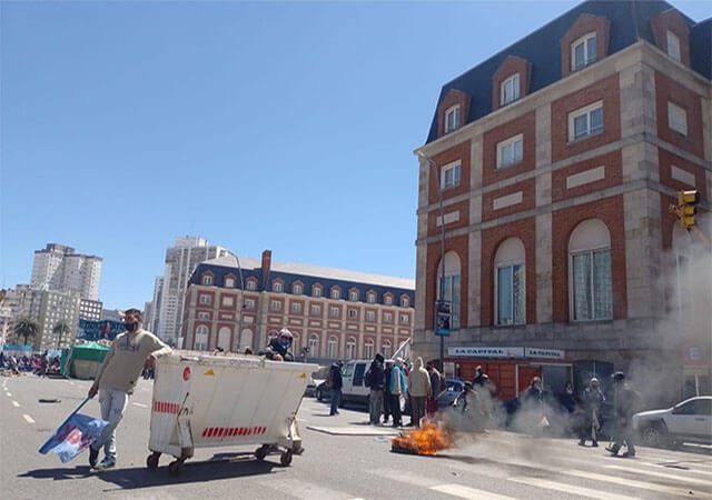 El Municipio presentó una denuncia penal por el corte de tránsito en la Av. Patricio Peralta Ramos