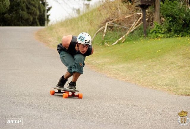 Joven marplatense es revelación en el longboard