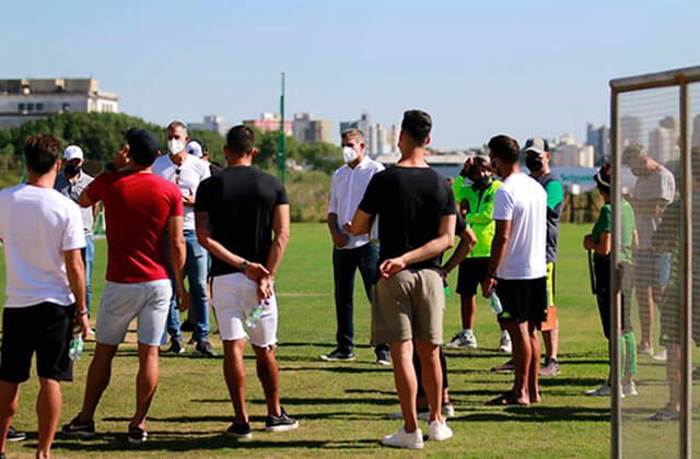 Aldosivi volvió a los entrenamientos con varias bajas por Covid