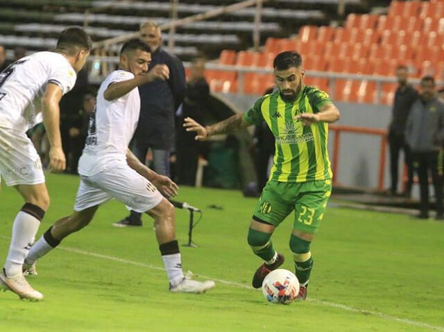 Aldosivi empató con Central Córdoba en un encuentro sin goles
