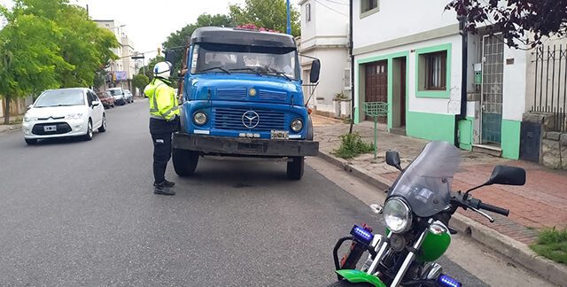 El Municipio secuestró un camión que recolectaba residuos de forma ilegal