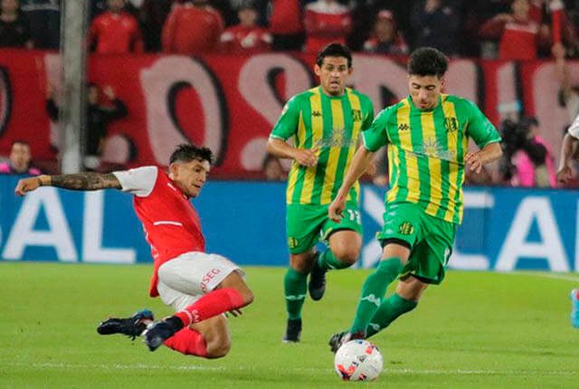 Aldosivi consiguió un valioso empate ante Independiente