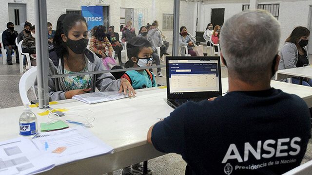 trabajadores estatales