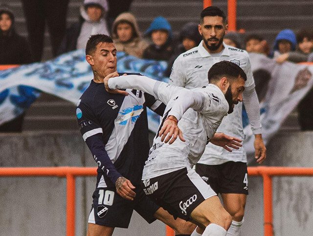 Alvarado perdió 3 a 0 con Chaco For Ever en el Minella