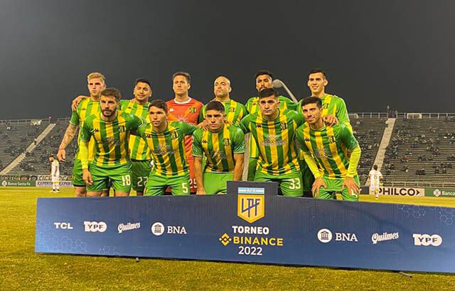 Aldosivi mostró otra cara y le ganó a Central 2 a 1
