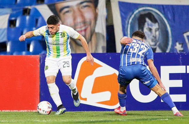 Aldosivi volvió a perder, no encuentra respuestas y se profundiza su crisis