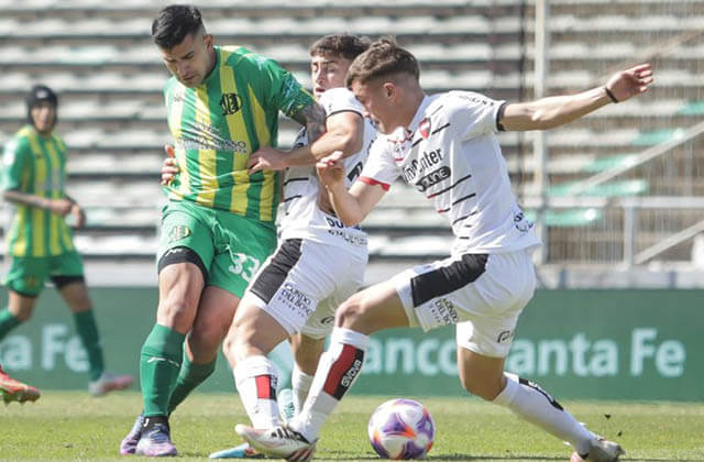 Aldosivi perdió, sigue sin rumbo y con el descenso cada vez más cerca