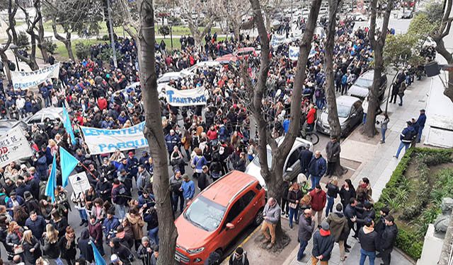 Municipales realizan una retención de tareas a la espera de una nueva propuesta salarial de Montenegro