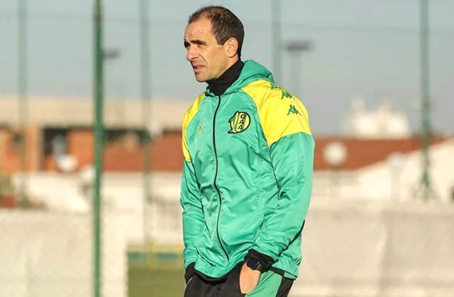 Leandro Somoza dejó de ser el técnico de Aldosivi