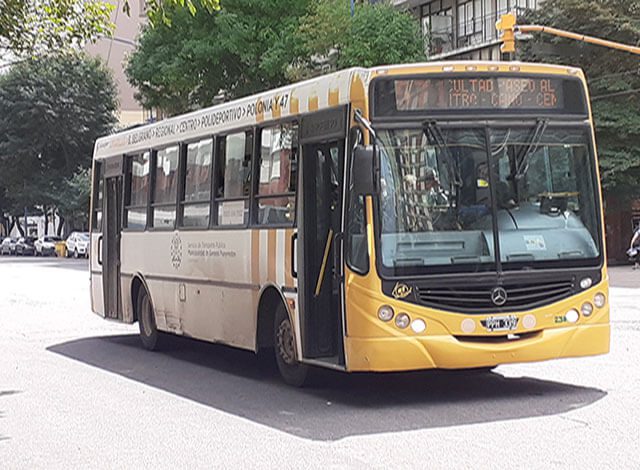 Se define si esta semana habrá un paro de colectivos por 72 horas
