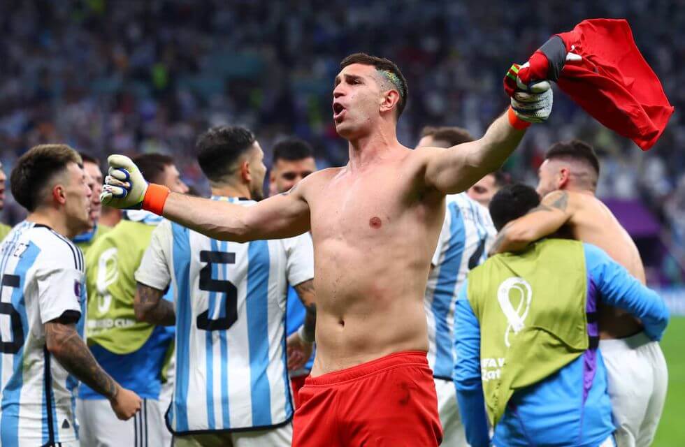 Argentina, con el marplatense “Dibu” Martínez como titular, va por la tercera copa del mundo