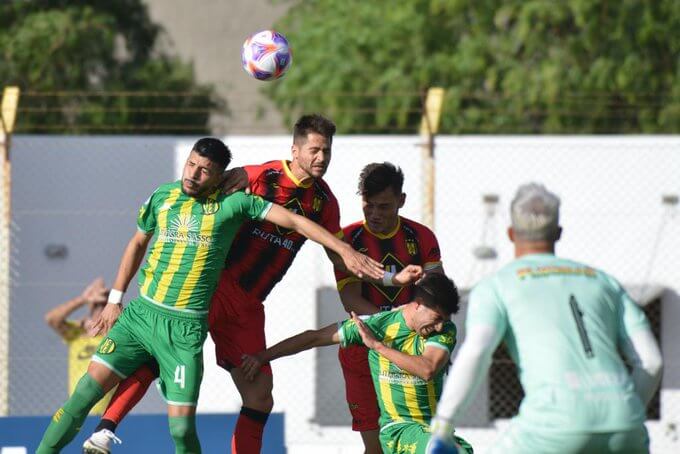 Aldosivi perdió en Madryn y se hunde en la tabla