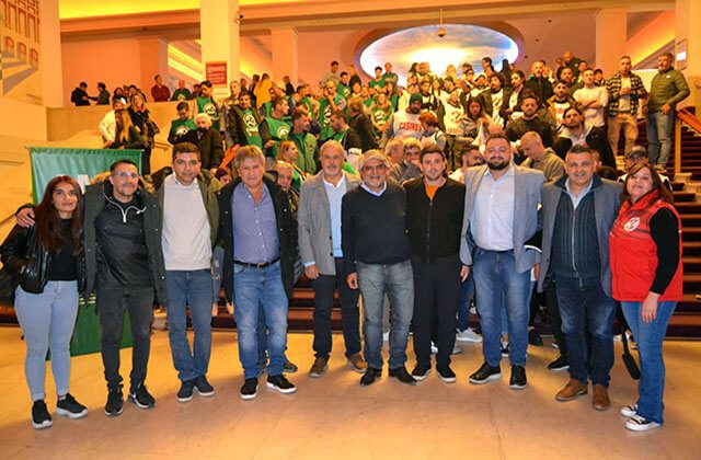 El ministro de Trabajo se reunió con trabajadores del Casino y les brindó un fuerte respaldo tras los hechos de Semana Santa