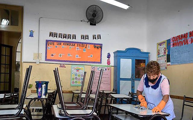 Dictaron la conciliación obligatoria en el conflicto de los auxiliares de educación municipales