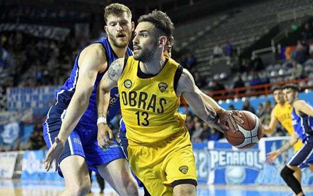 Otra dura derrota de Peñarol en el Polideportivo