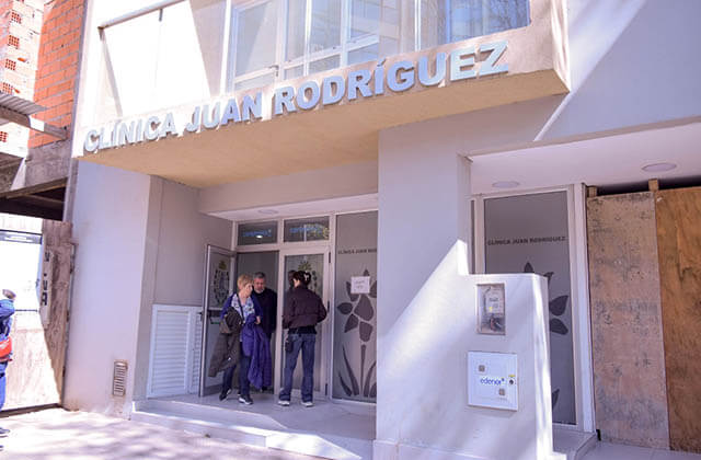 “Reconforta ver terminada la clínica para los trabajadores de edificios”
