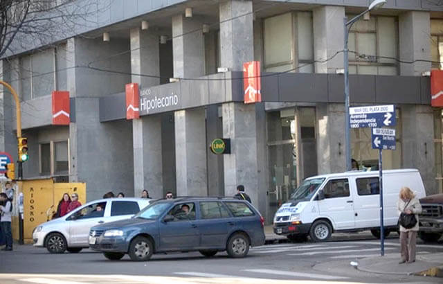 La Asociación Bancaria denunció despidos en el Banco Hipotecario