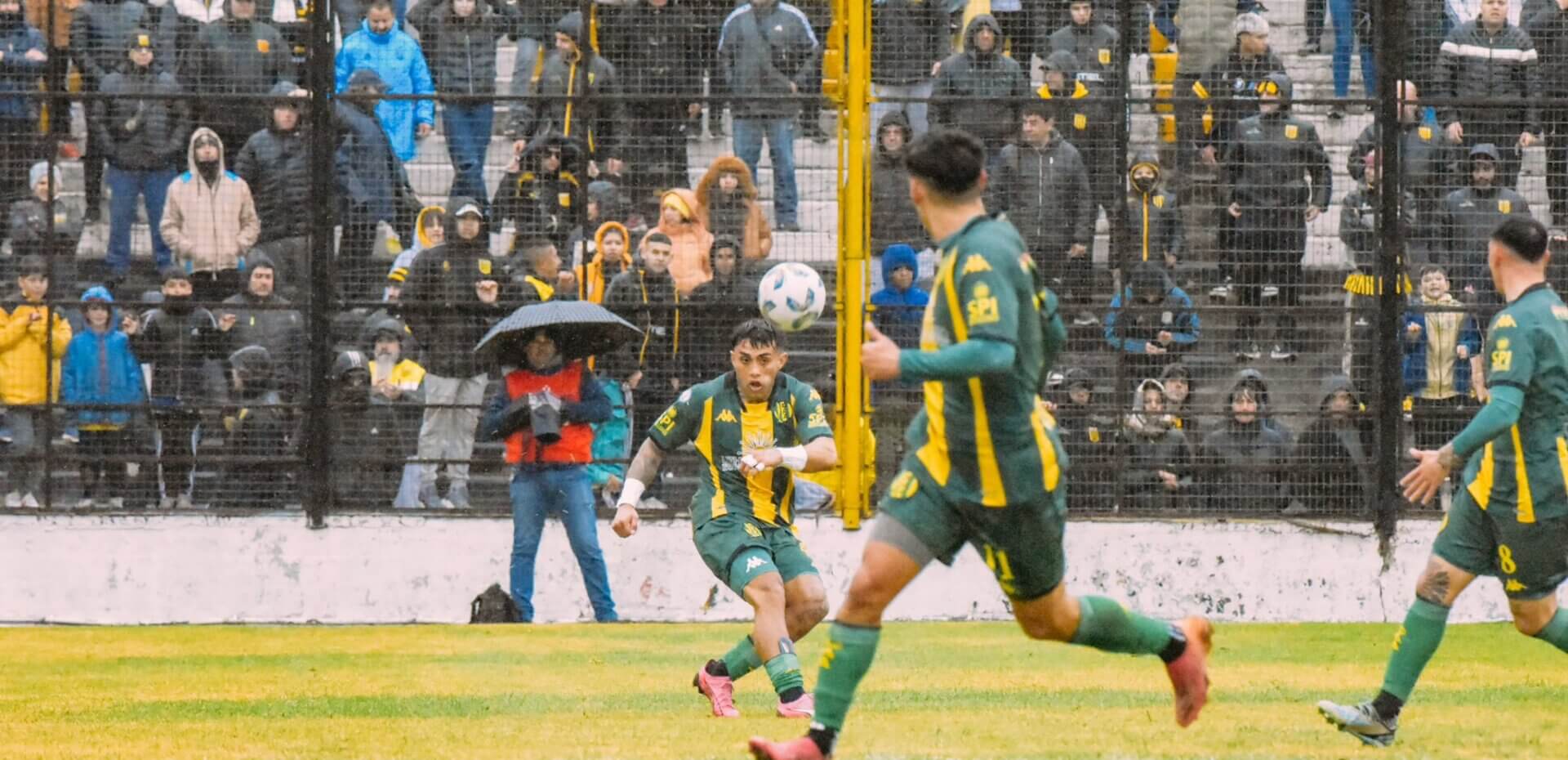 Aldosivi cayó ante Almirante Brown en Isidro Casanova