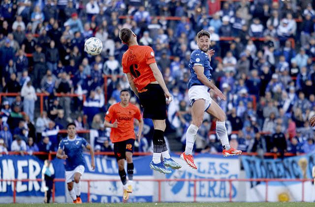 Dura derrota de Alvarado en el Minela