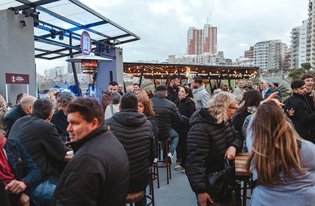 Rufo Rooftop: un reencuentro gastronómico con vista al mar