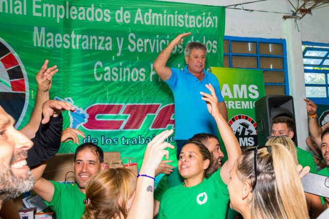 Multitudinario asado de fin de año de trabajadores de Casino