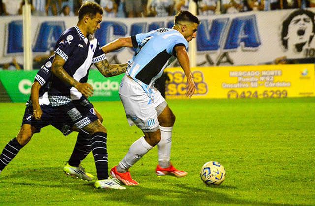 Alvarado cayó sobre el final ante Racing de Córdoba