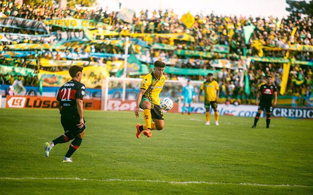 Aldosivi no levanta cabeza: cayó 2 a 0 contra Tigre