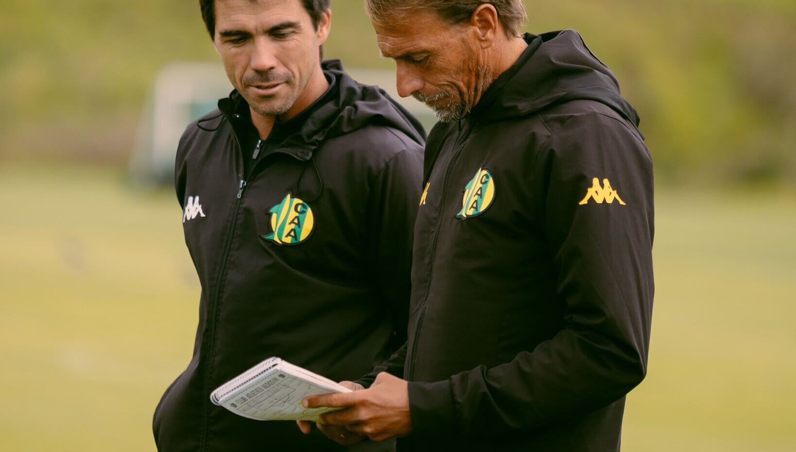 Aldosivi confirmó como técnico a Mariano Charlier