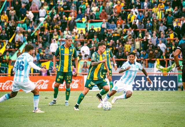 Racing fue superior y le ganó sin problemas a Aldosivi