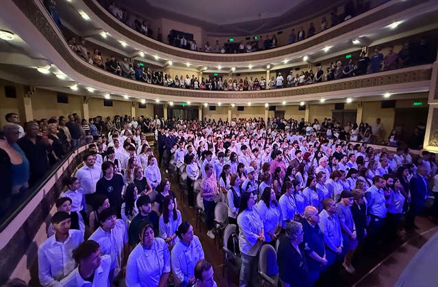 Egresaron más de 600 alumnos del Centro de Formación Laboral de UTHGRA Mar del Plata